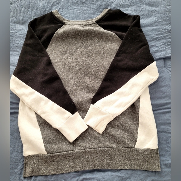 PINK Gray/Black/White Sweatshirt. Used/Fair Condition. Sz Small. - Picture 14 of 14